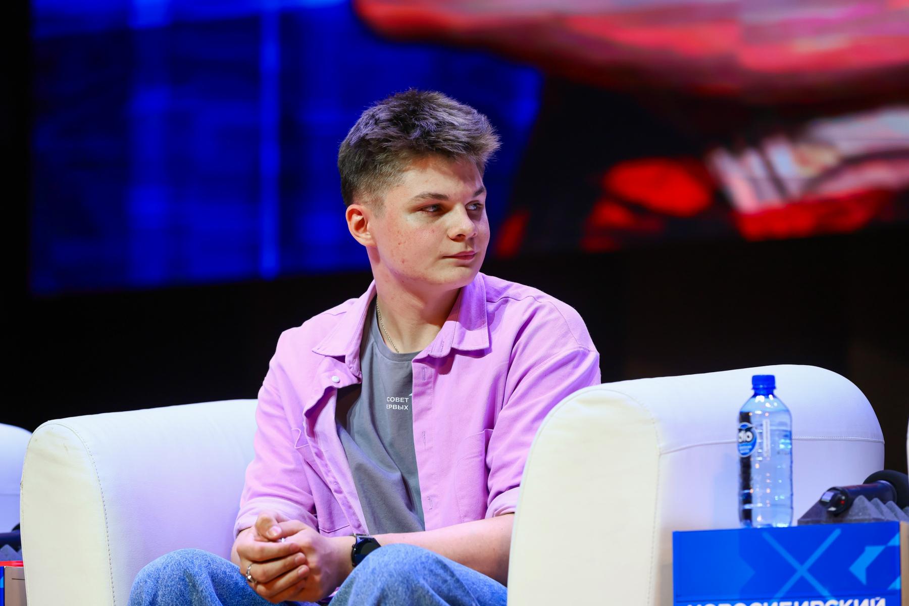 Фото Соловьёв, Савочкин, Никишева: звездные гости собрали на форуме в Новосибирске свыше тысячи человек – 100 ярких кадров 72